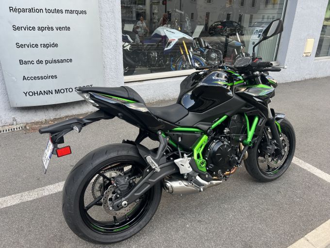 KAWASAKI Z 650 (47.5CV) 4