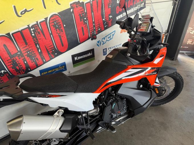 KTM 890 ADVENTURE 4