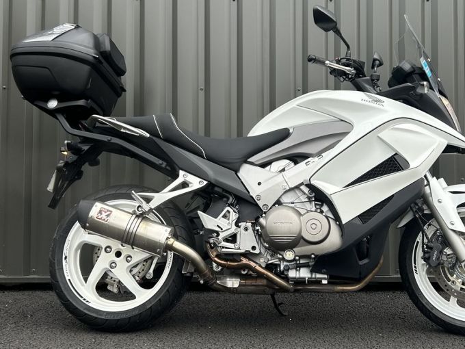 HONDA VFR 800 X 4