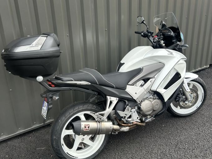 HONDA VFR 800 X 4