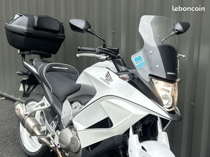 HONDA VFR 800 X 4