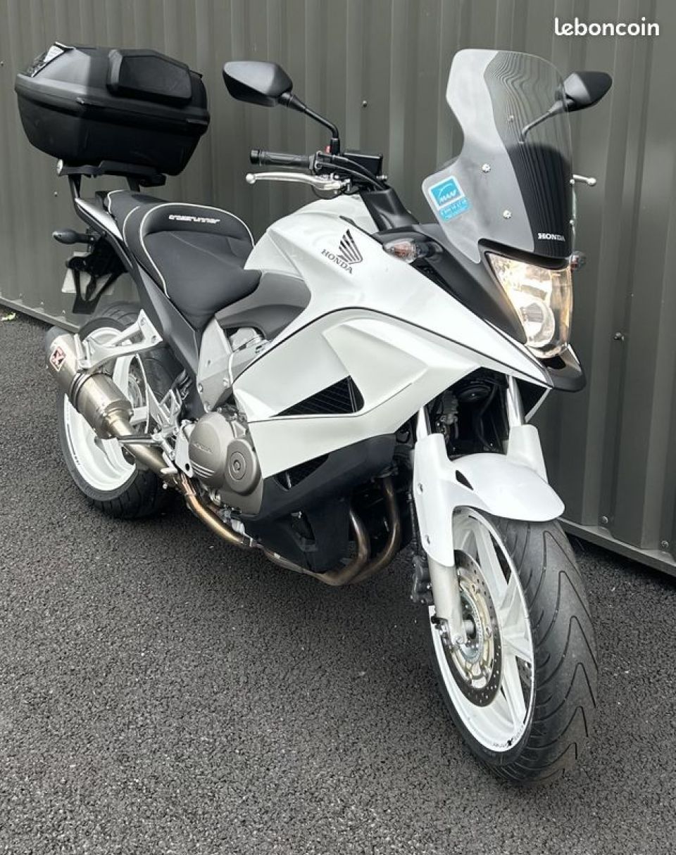 HONDA VFR 800 X 4