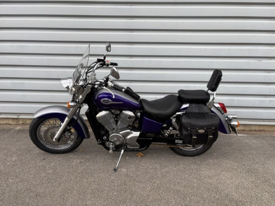 HONDA VT 750 S 4