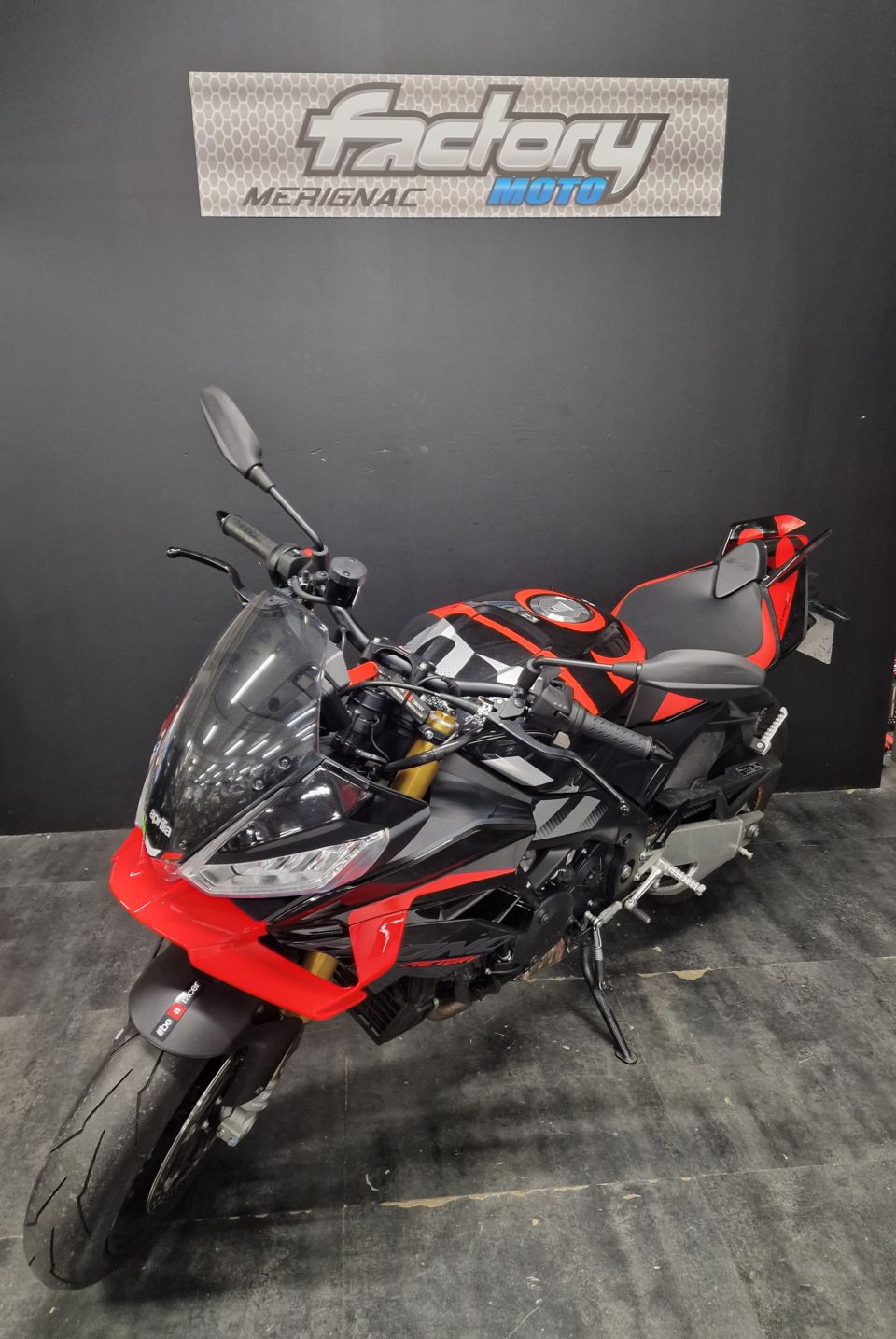 APRILIA TUONO 1000 FACTORY 4