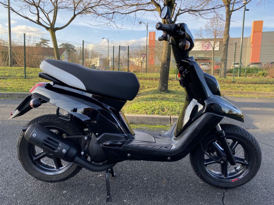 MBK BOOSTER 12 POUCES 4