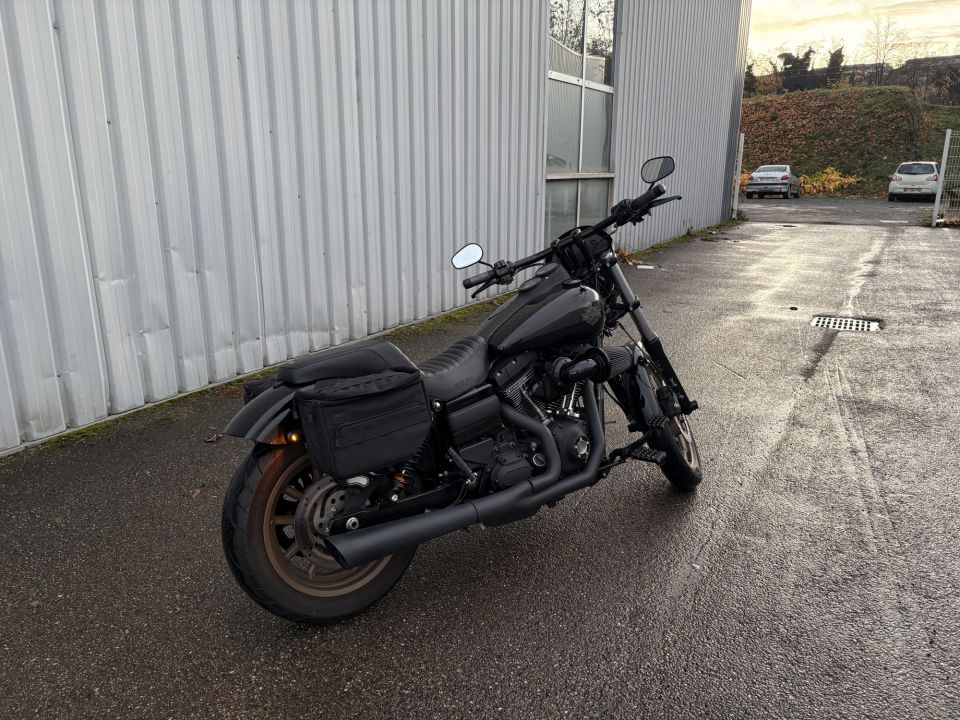 HARLEY-DAVIDSON DYNA LOW RIDER 1800 S 4