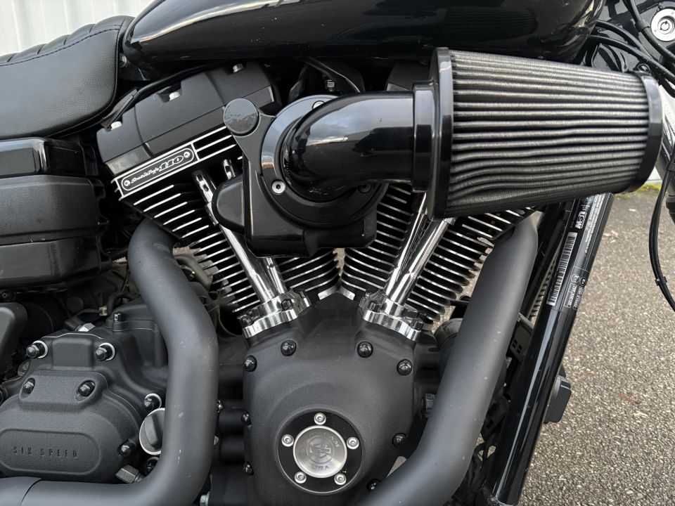 HARLEY-DAVIDSON DYNA LOW RIDER 1800 S 4