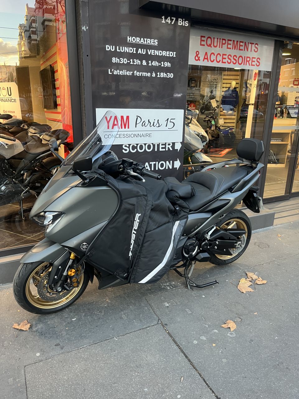 YAMAHA XP T-MAX 560 TECH MAX KAMO 4