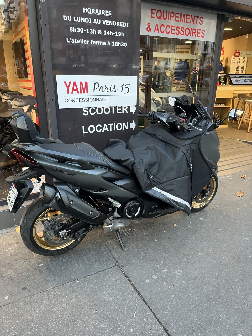 YAMAHA XP T-MAX 560 TECH MAX KAMO 4