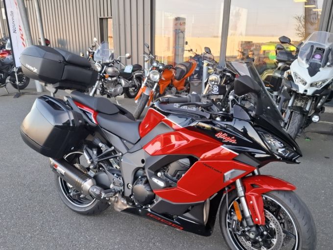 KAWASAKI NINJA 1100 4