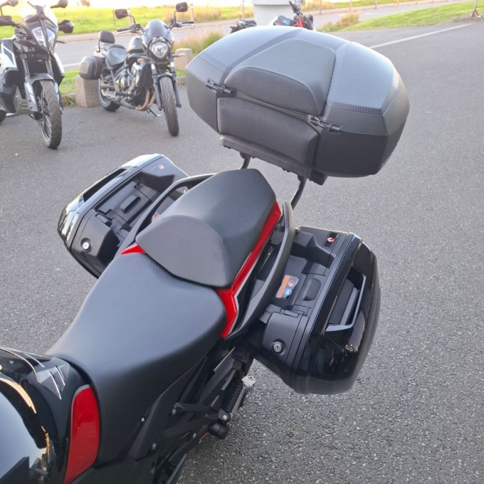 KAWASAKI NINJA 1100 4