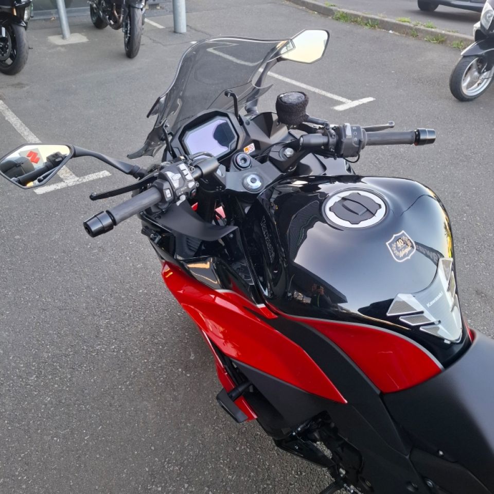 KAWASAKI NINJA 1100 4