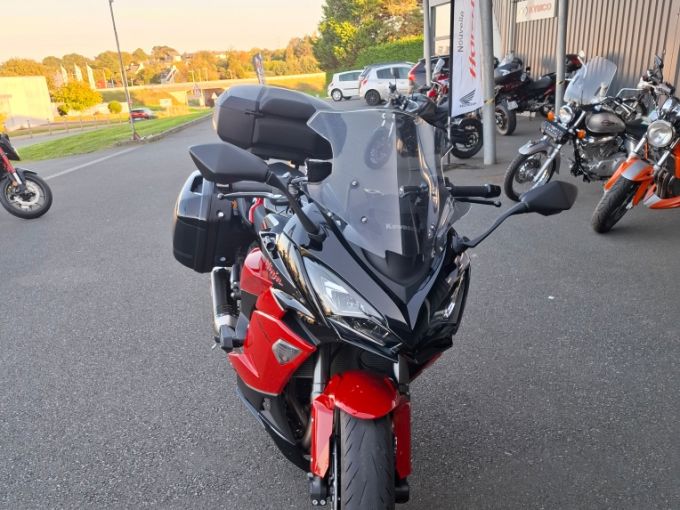 KAWASAKI NINJA 1100 4