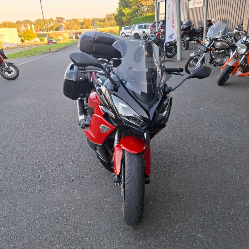 KAWASAKI NINJA 1100 4