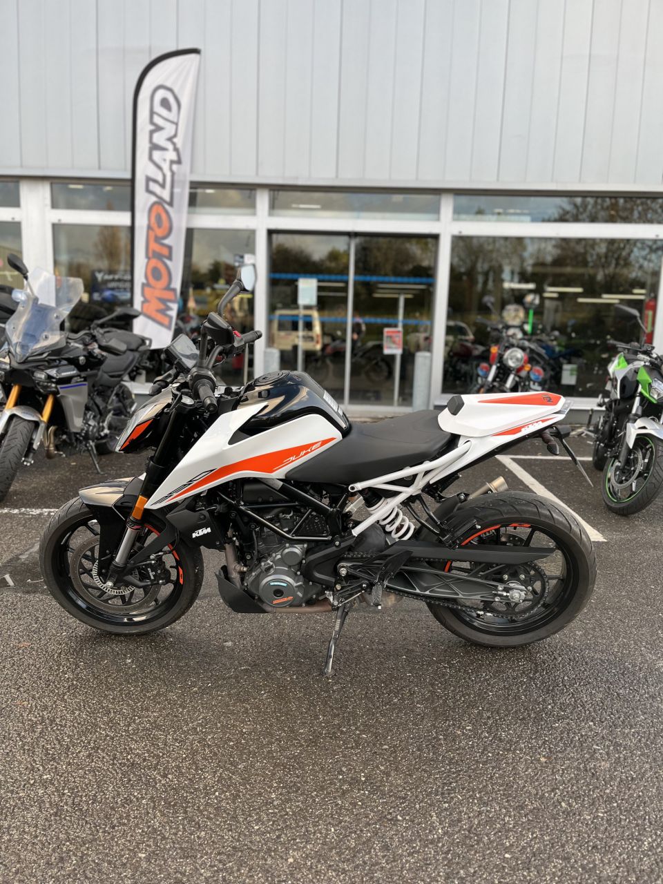 KTM 390 DUKE 4