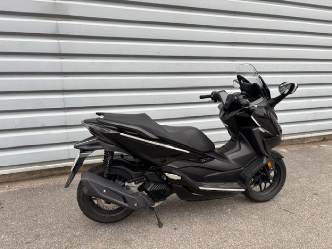 HONDA FORZA 125 ABS 4