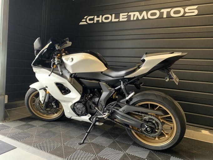 YAMAHA YZF-R7 35KW 4