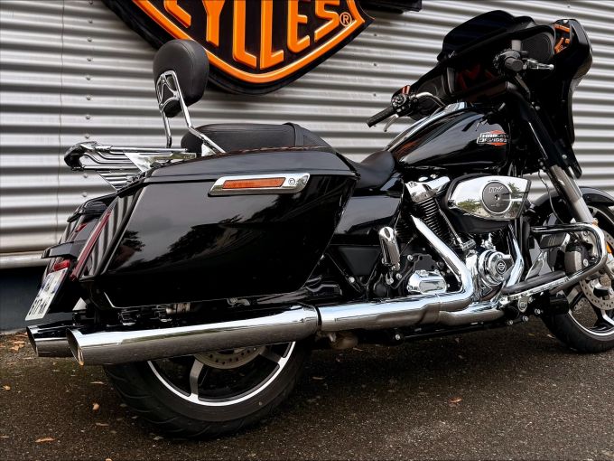 HARLEY-DAVIDSON TOURING STREET GLIDE 1923 4