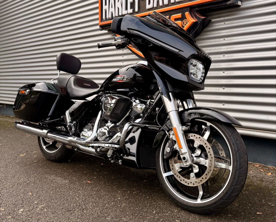 HARLEY-DAVIDSON TOURING STREET GLIDE 1923 4