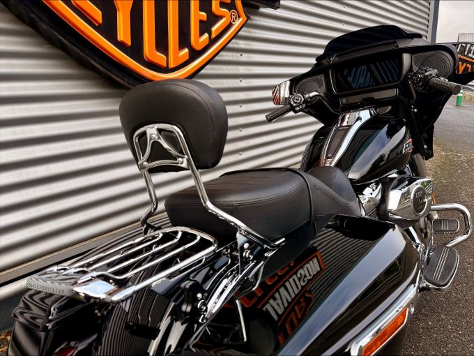 HARLEY-DAVIDSON TOURING STREET GLIDE 1923 4