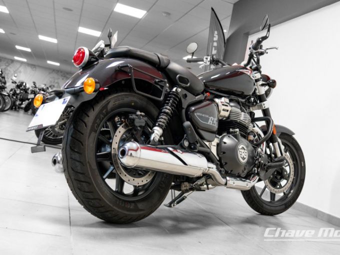 ROYAL ENFIELD SUPER METEOR 650 4
