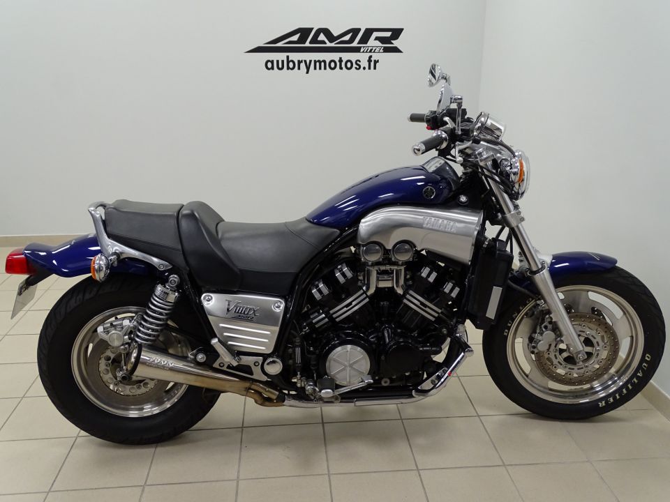 YAMAHA V-MAX 1200 4