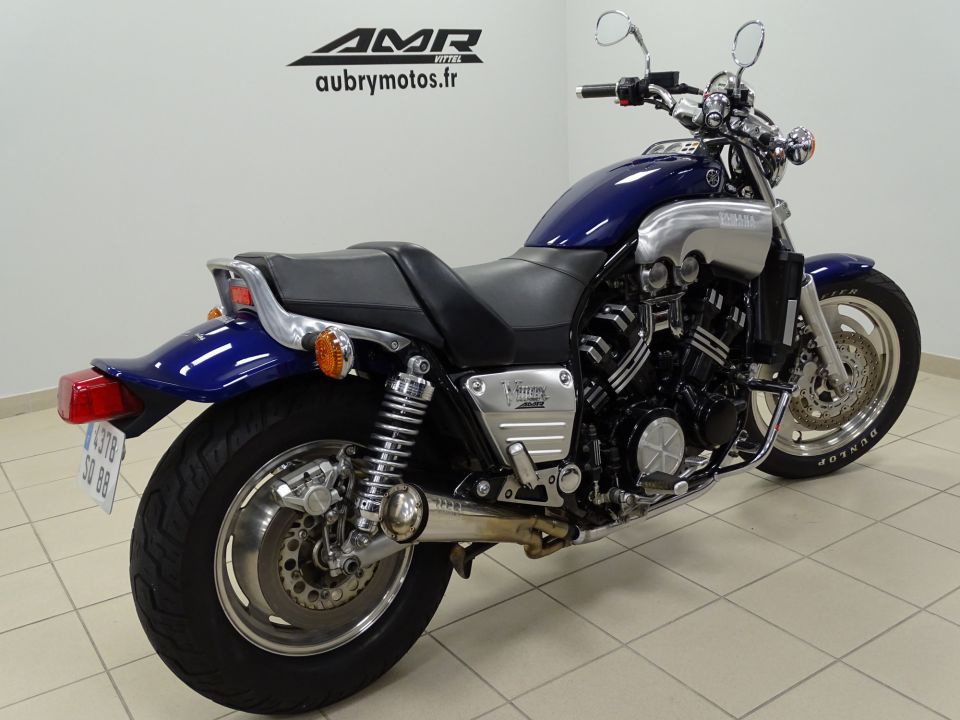 YAMAHA V-MAX 1200 4