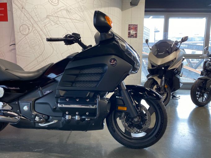 HONDA F6B GOLDWING 4