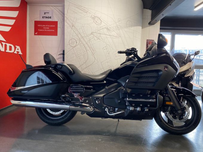 HONDA F6B GOLDWING 4