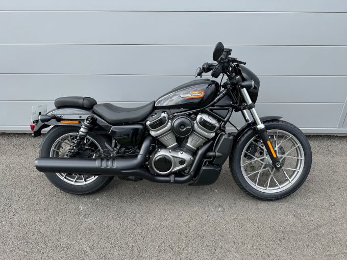 HARLEY-DAVIDSON SPORTSTER NIGHTSTER 975 4