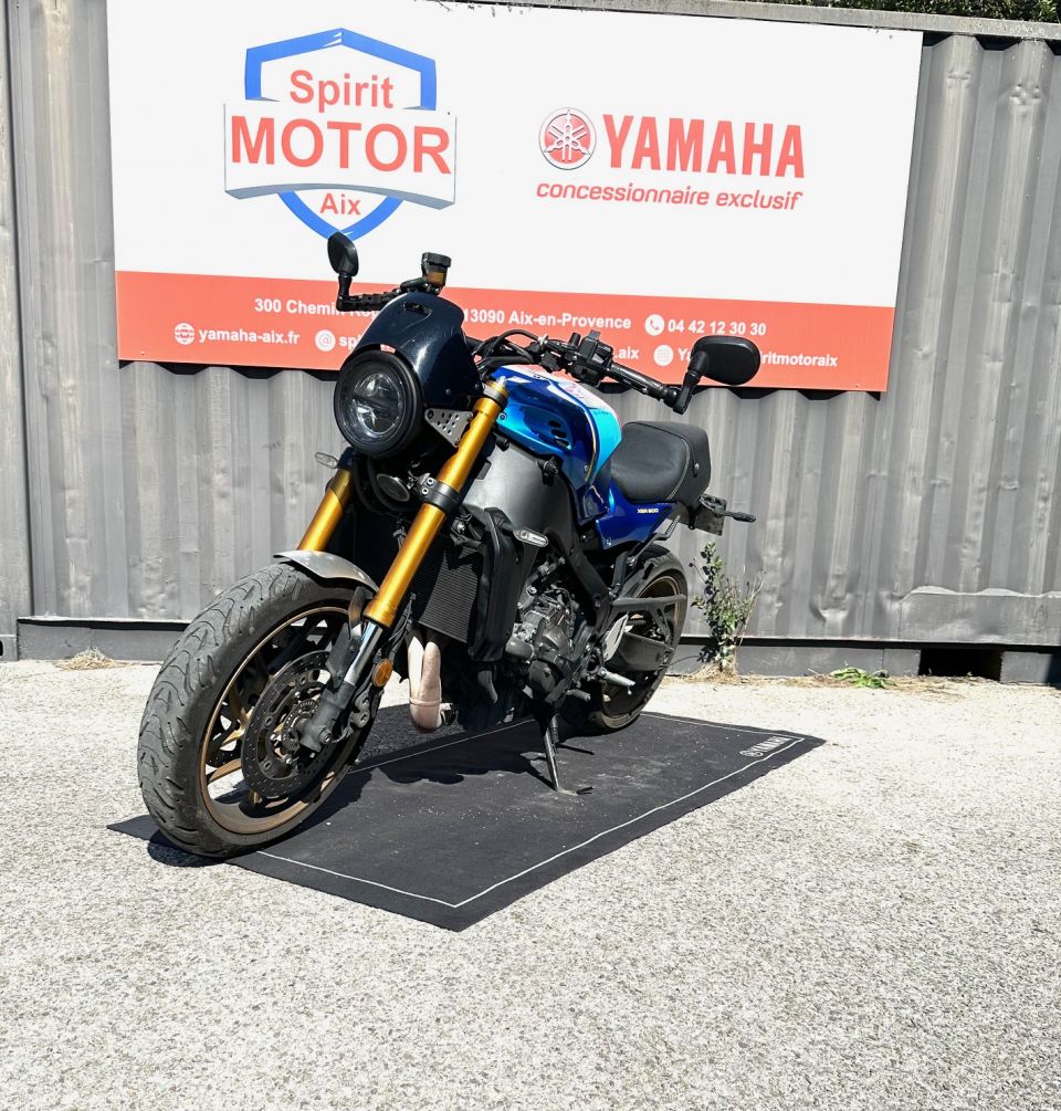 YAMAHA XSR 900 4
