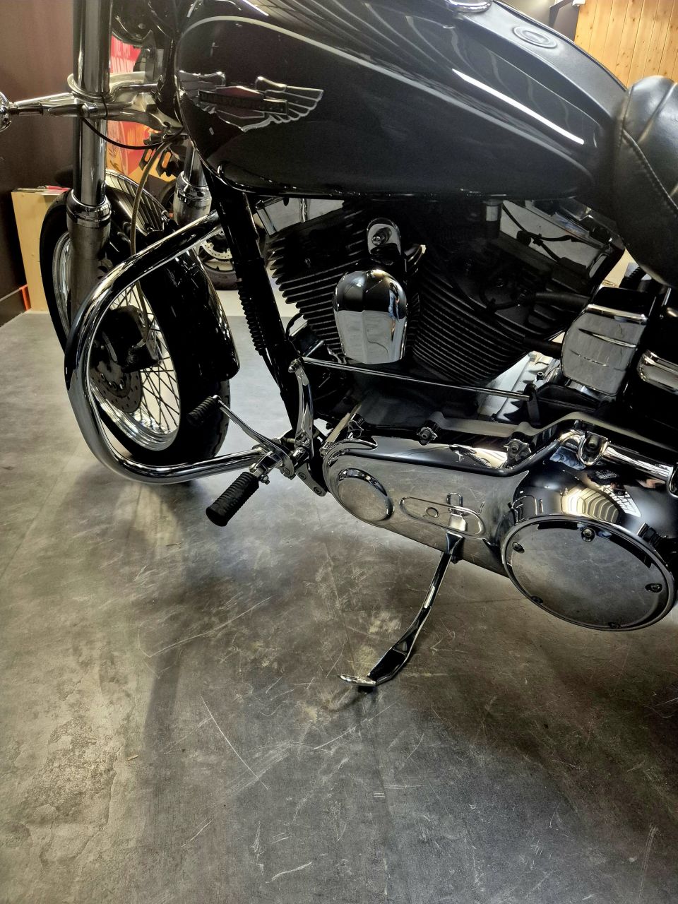 HARLEY-DAVIDSON DYNA SUPER GLIDE 1584 CUSTOM 4