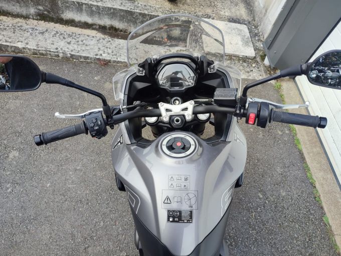 TRIUMPH TIGER 800 4