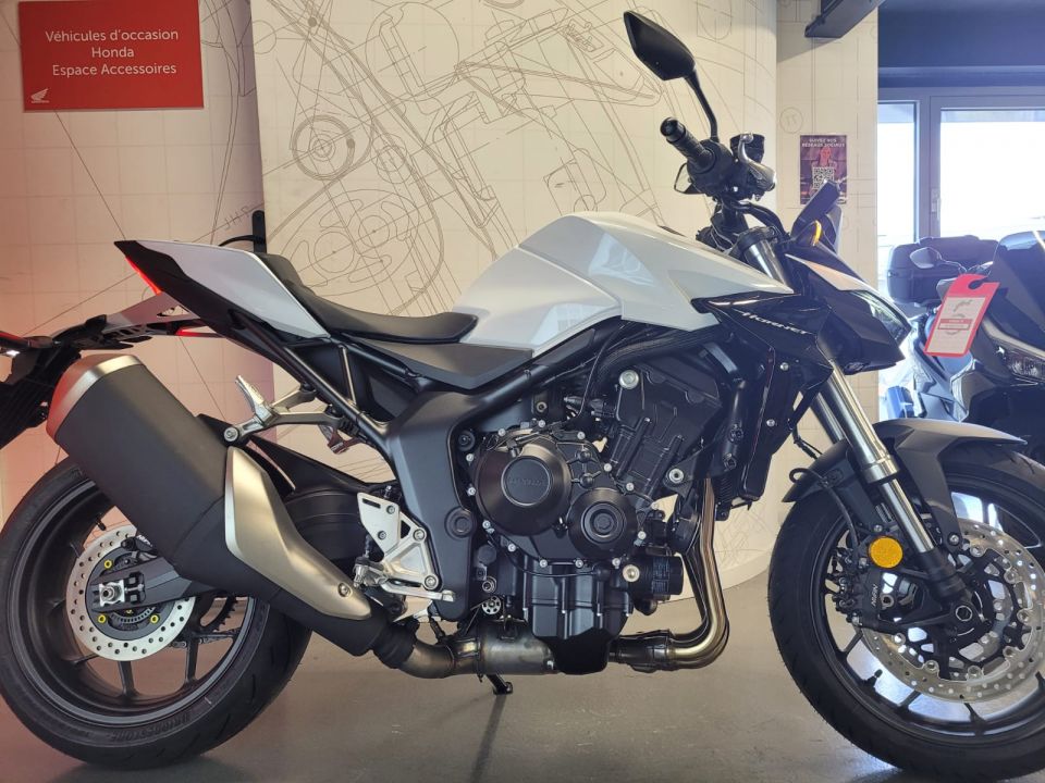 HONDA CB 1000 Hornet 4