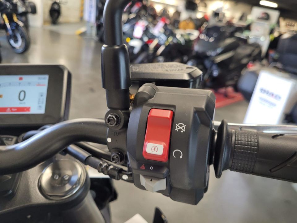 HONDA CB 1000 Hornet 4