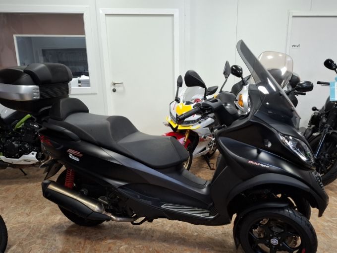 PIAGGIO MP3 500 LT 4