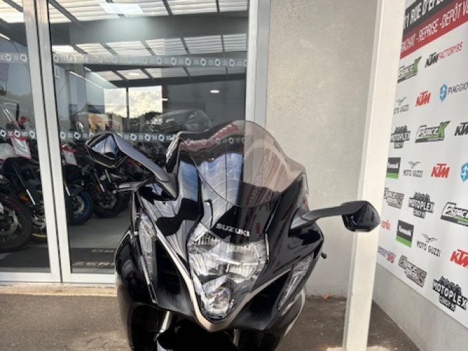 SUZUKI GSX-R 1300 HAYABUSA 4