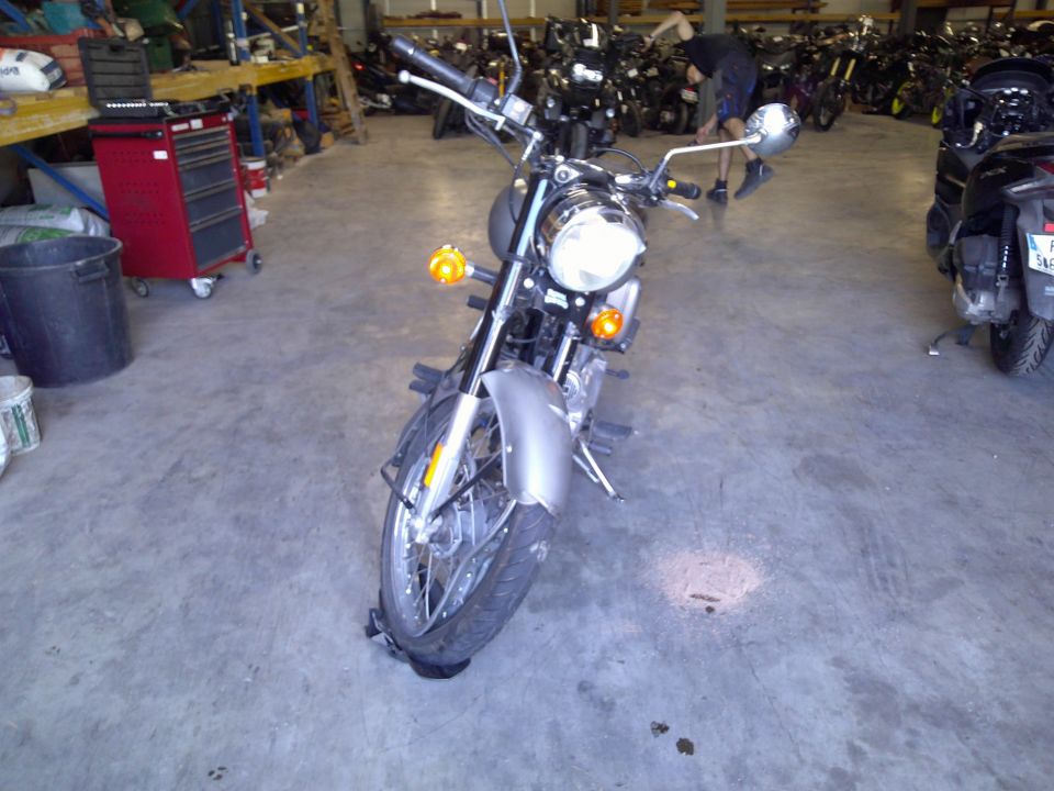 ROYAL ENFIELD BULLET 500 CLASSIC 4