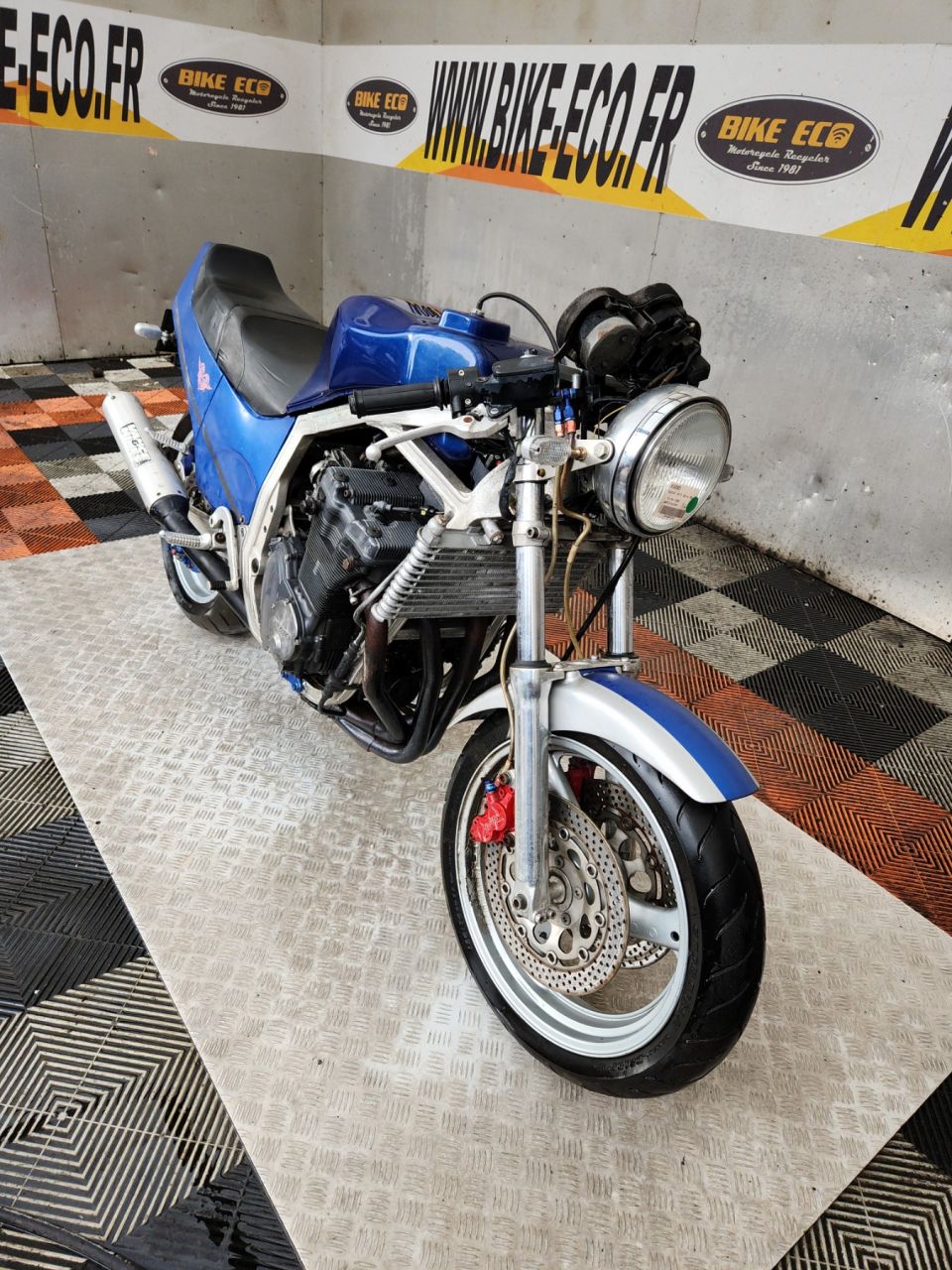SUZUKI GSX-R 750 4