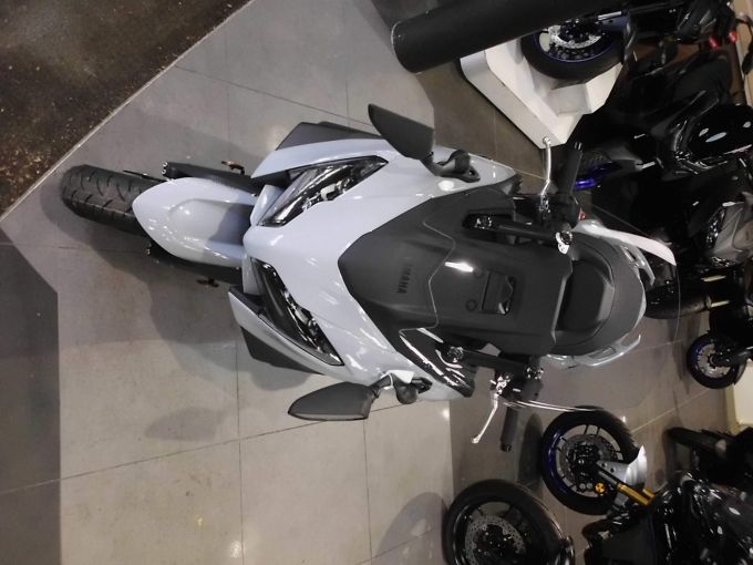 YAMAHA XP T-MAX 560 TECH MAX 4