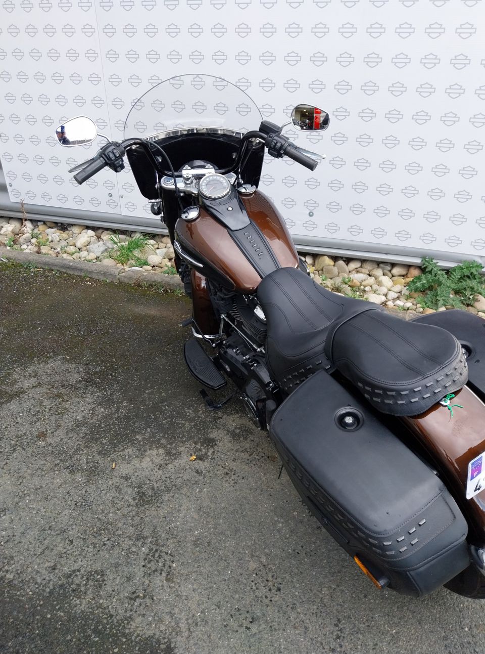 HARLEY-DAVIDSON SOFTAIL HERITAGE 1868 CLASSIC 4