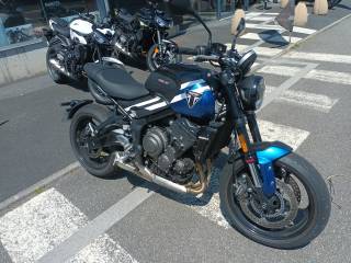 TRIUMPH TRIDENT 660 - 2025
