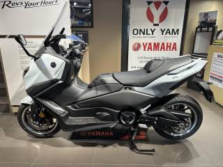 YAMAHA XP T-MAX 560 TECH MAX - 2025