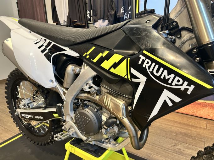TRIUMPH TF 250-X 4