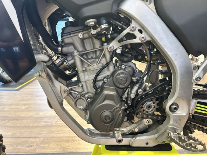 TRIUMPH TF 250-X 4
