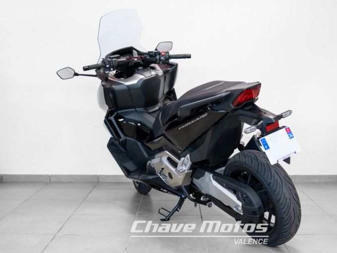 HONDA FORZA 750 4