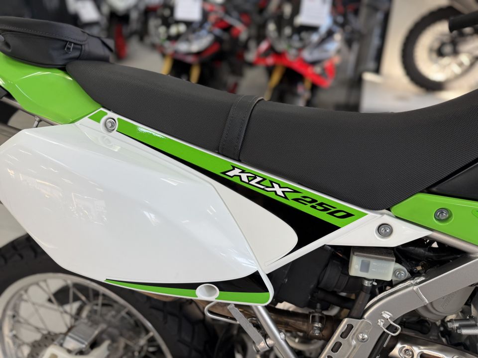 KAWASAKI KLX 250 4