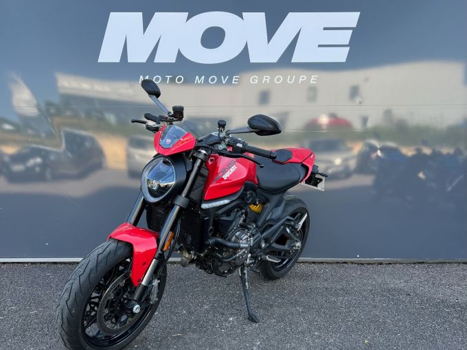 DUCATI monster+ 937 4
