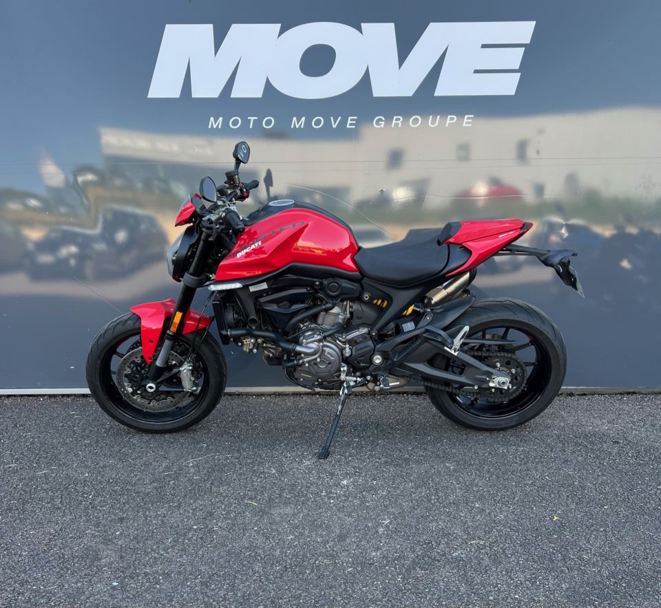 DUCATI monster+ 937 4