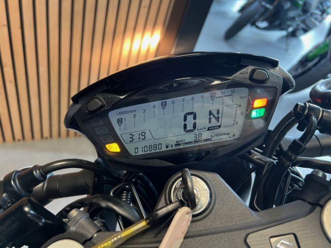 SUZUKI SV 650 4